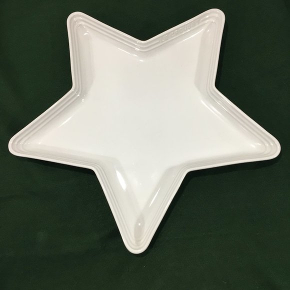 Le Creuset White Star 14" Stoneware Platter Dish 21.07 - Picture 2 of 5